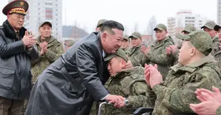 রাশিয়ার হয়ে যুদ্ধে অংশ নেয়া উত্তর কোরিয়ার সেনারা পেলেন কিমের সংবর্ধনা